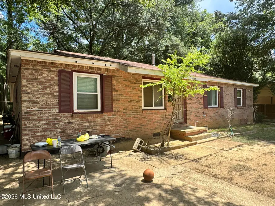 3014 Woodview Drive, Jackson, MS 39212 - #3