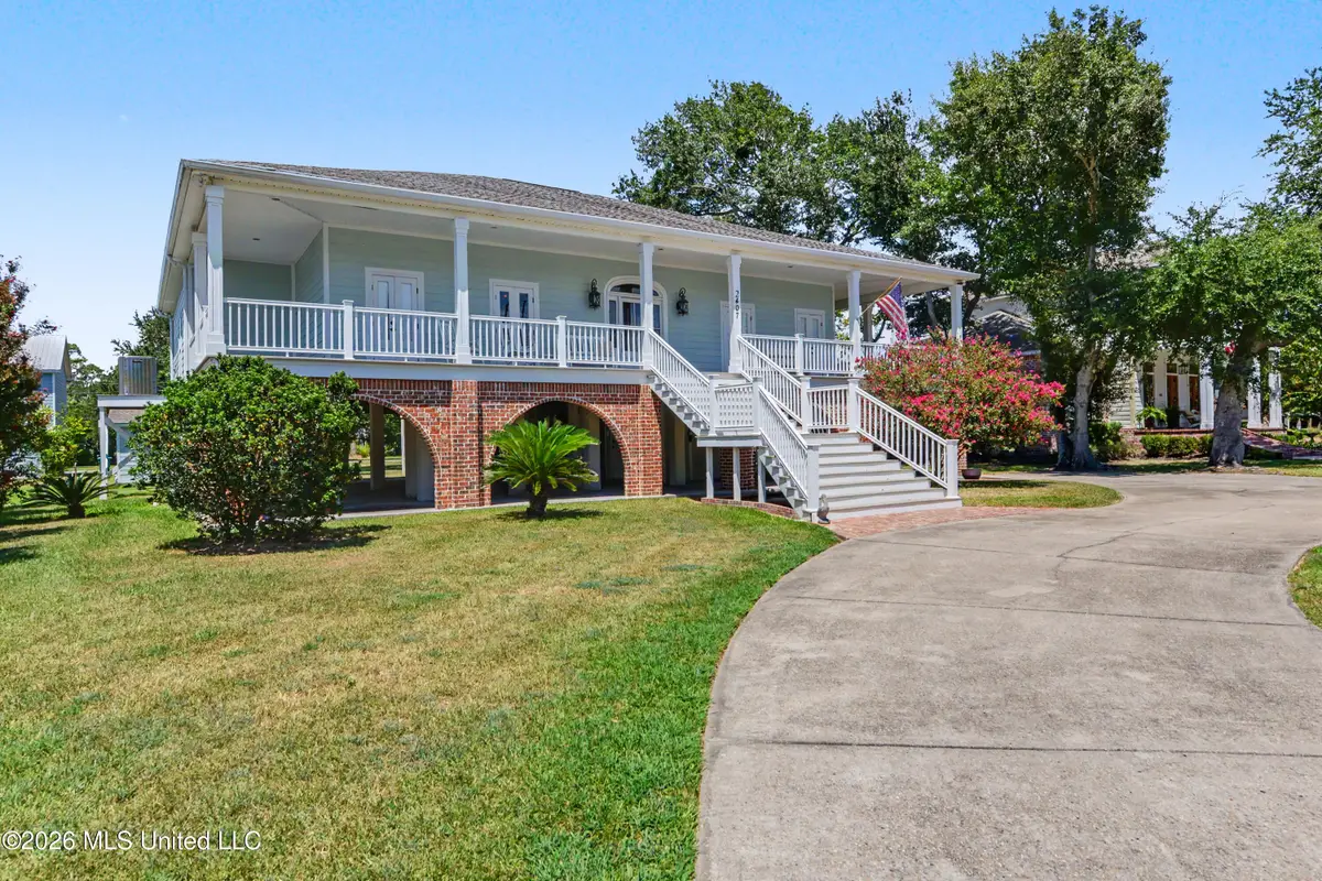 2407 Washington Avenue, Pascagoula, MS 39567 - #1