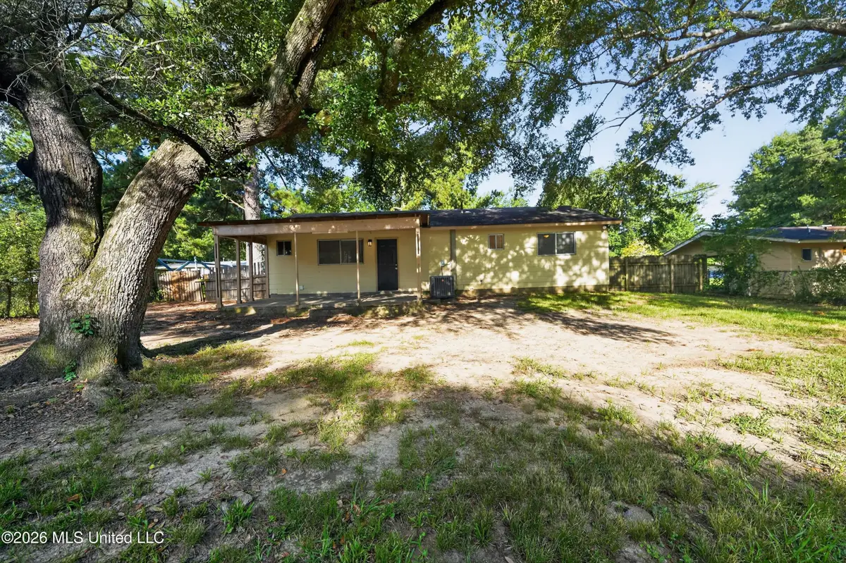 438 Queen Julianna Lane, Jackson, MS 39209 - #1