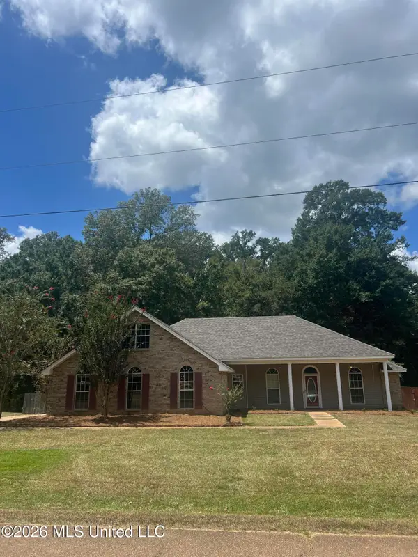 308 Seminole Circle, Terry, MS 39170