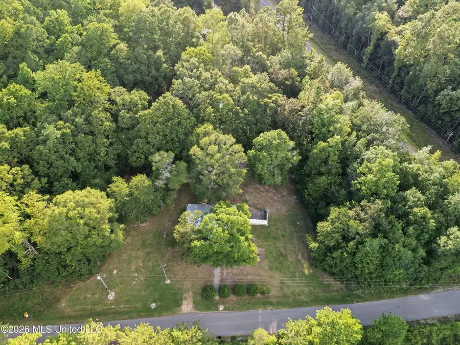 8 Woods Road, Wiggins, MS 39577 - #3