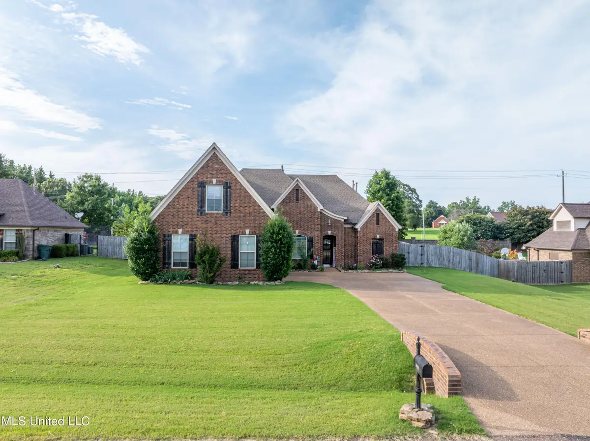 1668 Farindale Cove, Nesbit, MS 38651 - #1