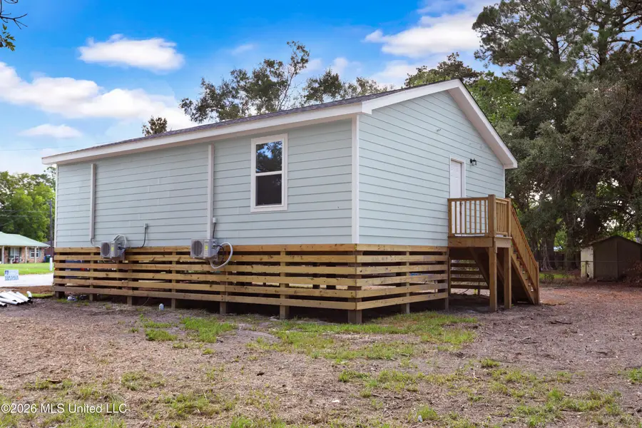 4706 W Bel Meade Avenue, Pascagoula, MS 39581 - #3