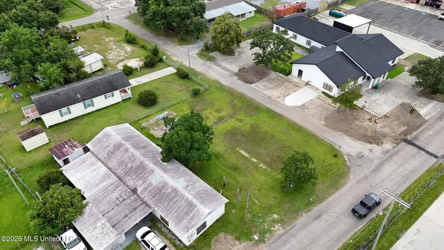 2304 Mclaurin Street, Waveland, MS 39576 - #2