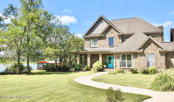 1037 Wellington Ridge Drive, Grenada, MS 38901