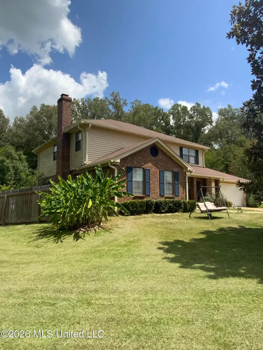 6372 Ashley Circle, Jackson, MS 39213 - #3