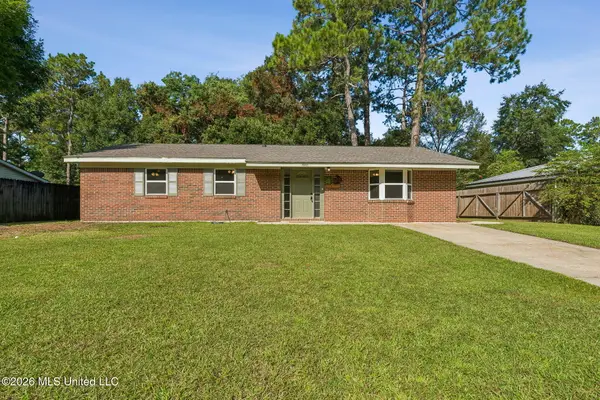 5601 Wellington Drive, Gautier, MS 39553