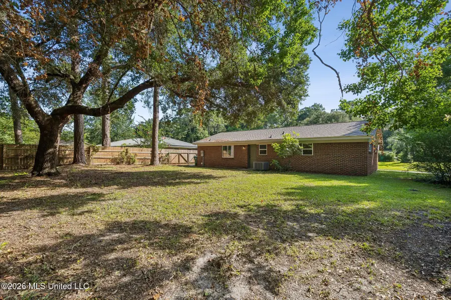 5601 Wellington Drive, Gautier, MS 39553 - #2