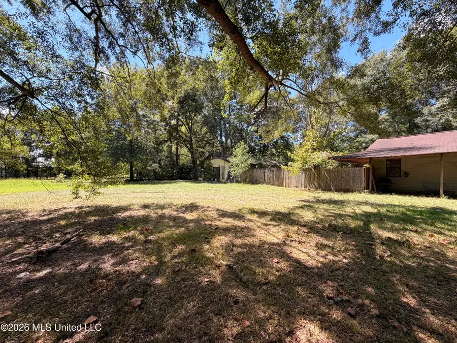 343 N Hight Avenue, Louisville, MS 39339 - #2