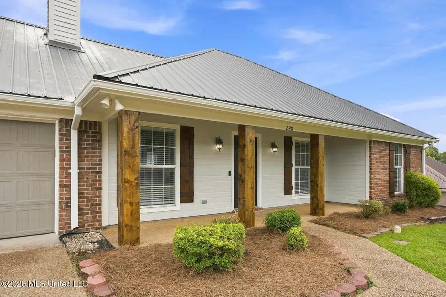 220 Shadow Creek Drive, Florence, MS 39073 - #3