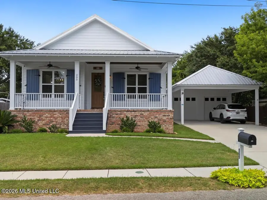 205 S Island View Avenue, Long Beach, MS 39560 - #2