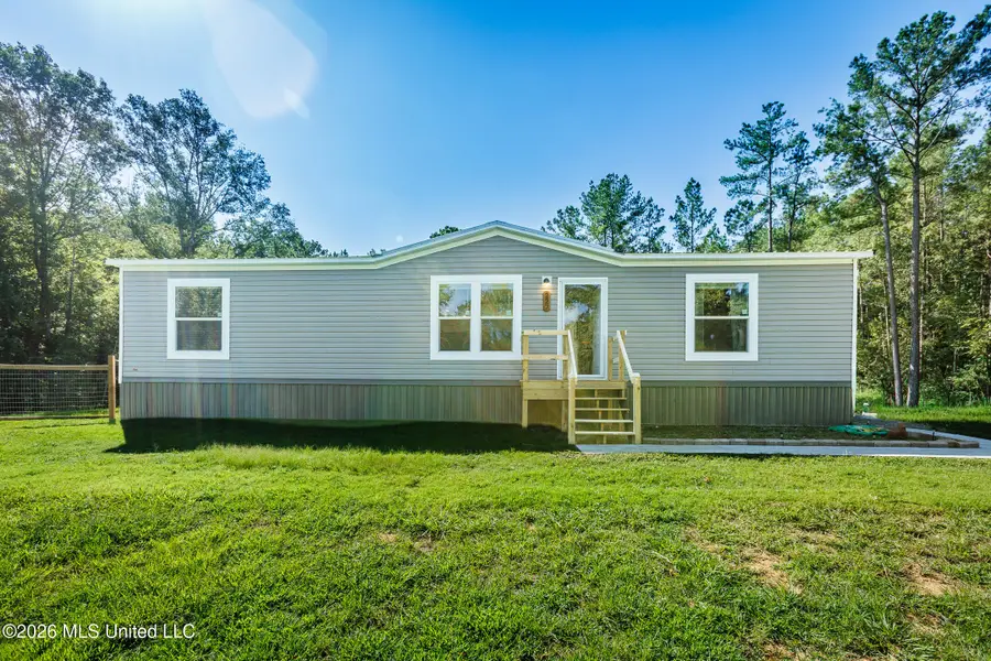 227 Pickering, Florence, MS 39073 - #2
