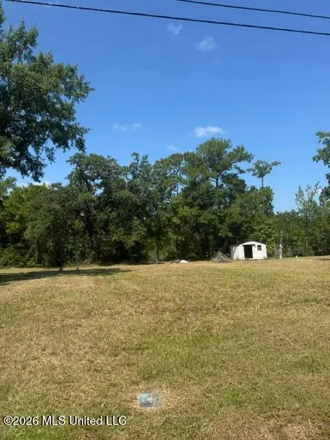 11044 Lake Drive, Bay Saint Louis, MS 39520