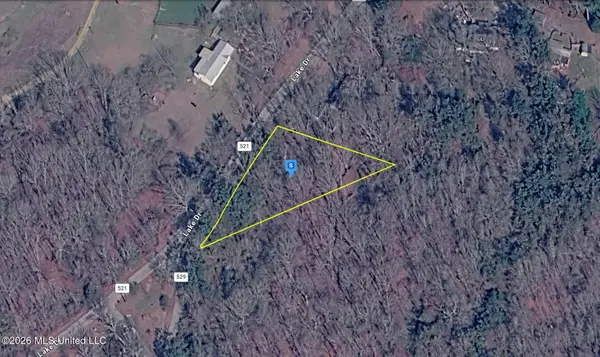 5 Co Rd 521, Como, MS 38619