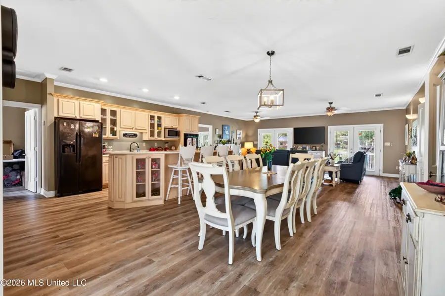 701 S Hill Court, Biloxi, MS 39532 - #3