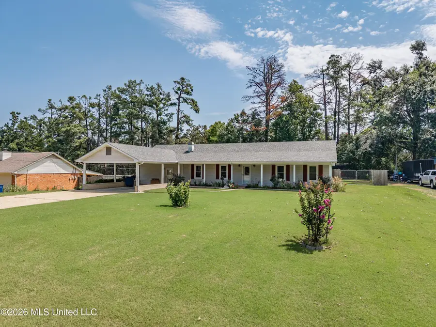 147 Hemlock Road, Batesville, MS 38606 - #2