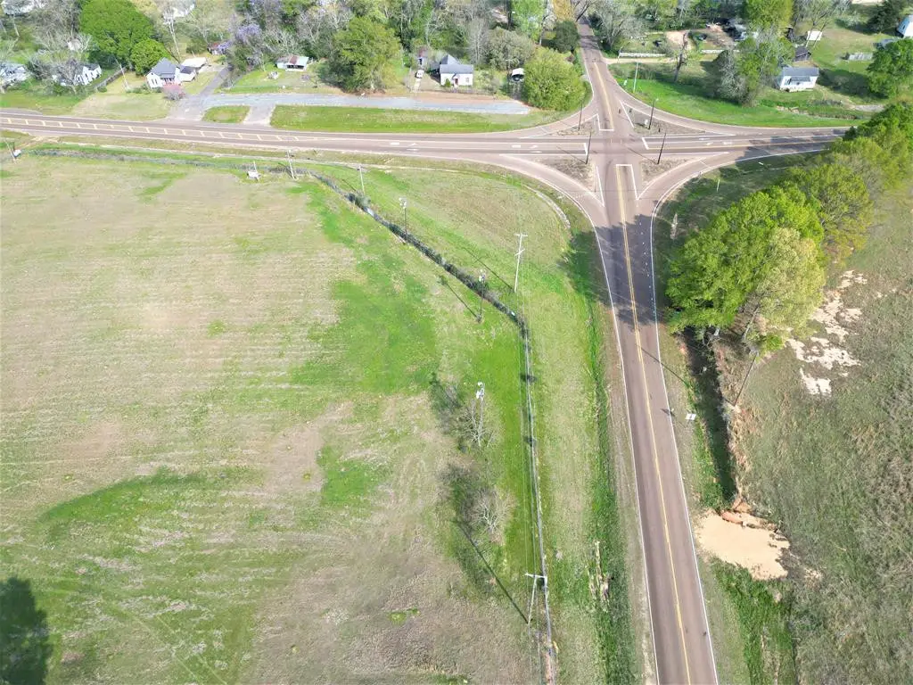 3094 Airport Fernwood Road, McComb, MS 39648 - #1