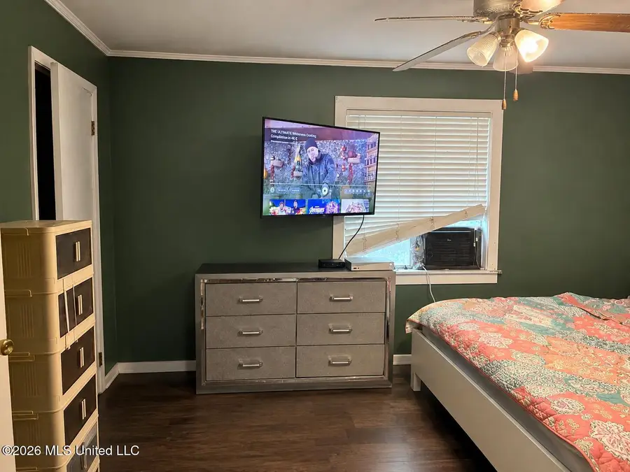 2379 Carrollton Road, Grenada, MS 38901 - #2