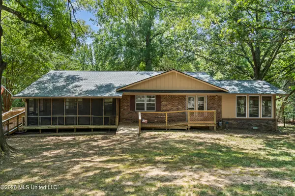 177 Dempsey Drive, Byhalia, MS 38611