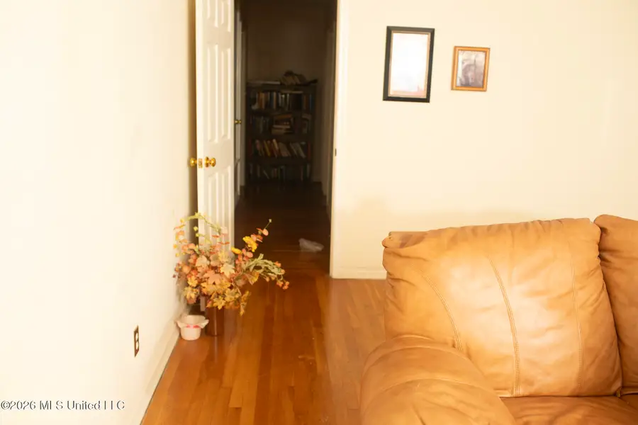 5447 Venetian Way, Jackson, MS 39211 - #2
