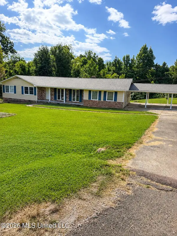 1612 Moonmist Drive, Yazoo City, MS 39194