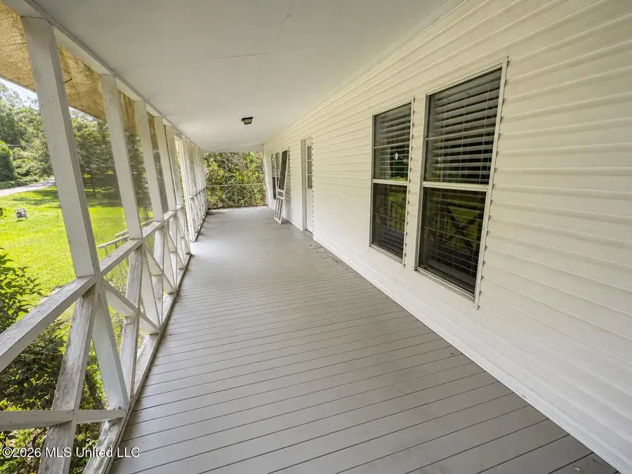 505 W 10th Avenue, Lumberton, MS 39455 - #3