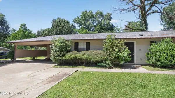 5706-5708 Orchard View Drive, Jackson, MS 39211