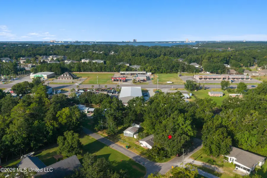 6821 Josie Street, Ocean Springs, MS 39564 - #3