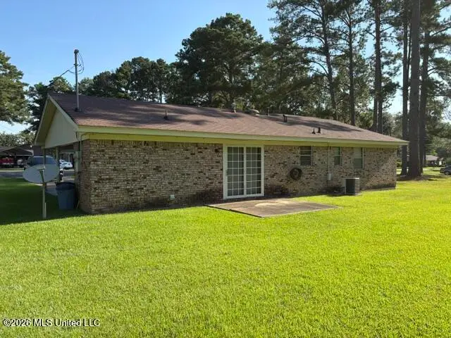 104 N Pine Ridge Drive, Forest, MS 39074 - #2