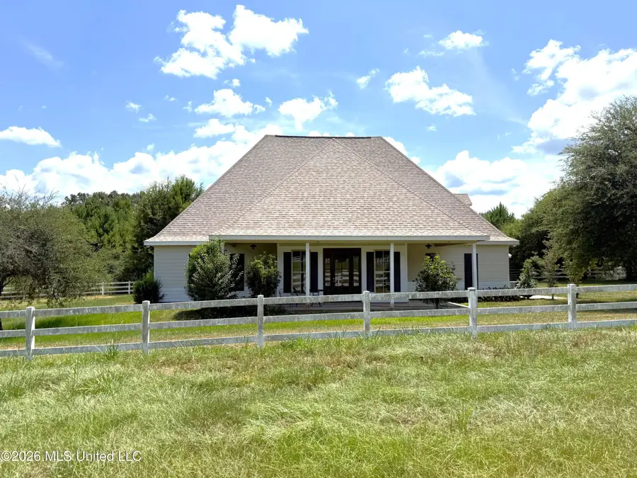 1072 Country Club Road, McComb, MS 39648 - #2