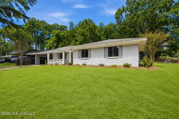 335 Saint Joe Boulevard, Pearl, MS 39208
