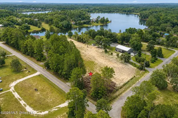 Twin Lakes Drive, Saucier, MS 39574