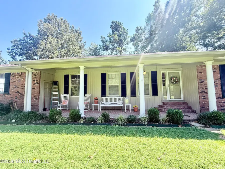 8807 Newell Road, Lake Cormorant, MS 38641 - #2