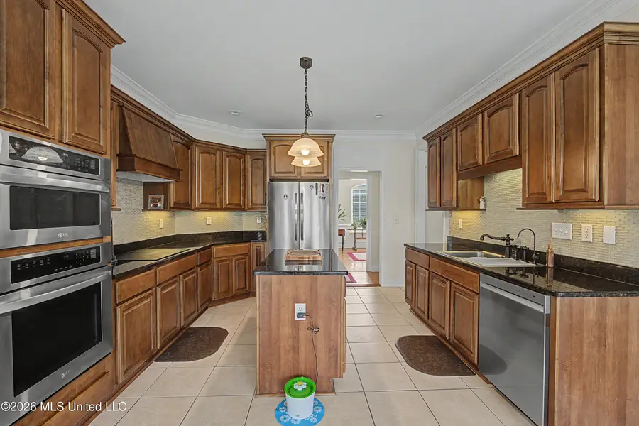 3809 Cherry Lake Cove, Southaven, MS 38672 - #3