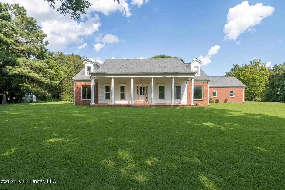 147 Singing Trees Road, Byhalia, MS 38611 - #1
