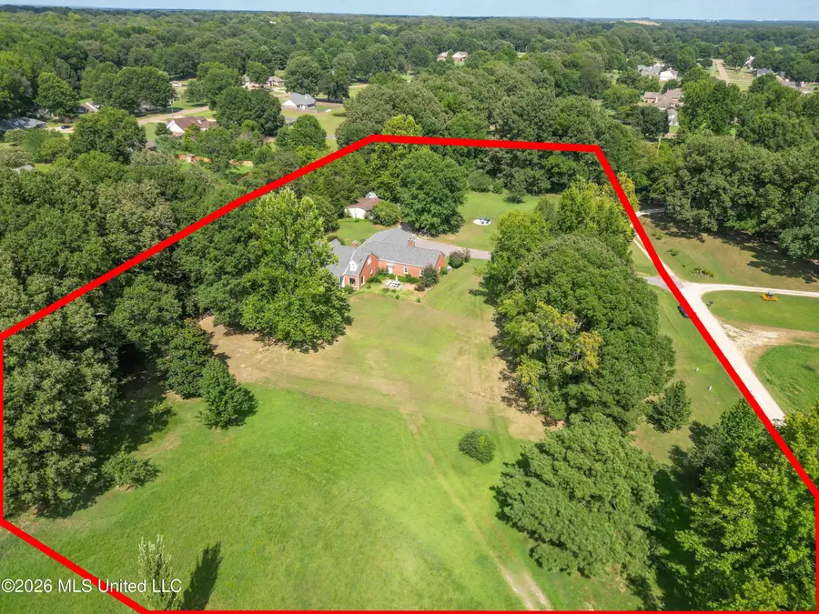 147 Singing Trees Road, Byhalia, MS 38611 - #3