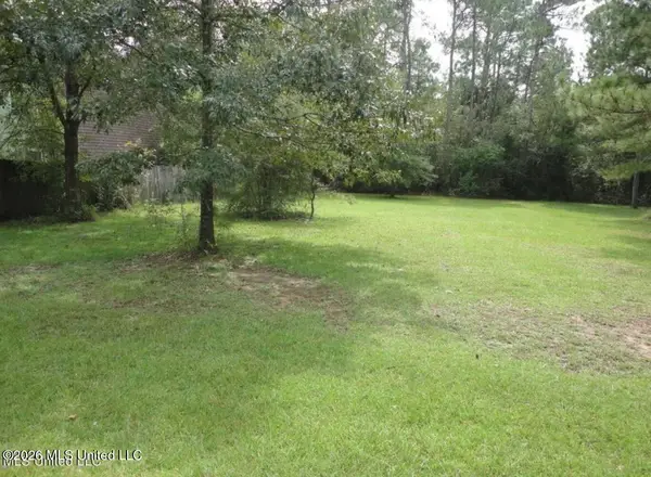 Robertsdale Road, Gautier, MS 39553