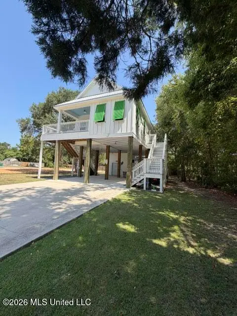 231 Leonhard Avenue, Bay Saint Louis, MS 39520 - #3
