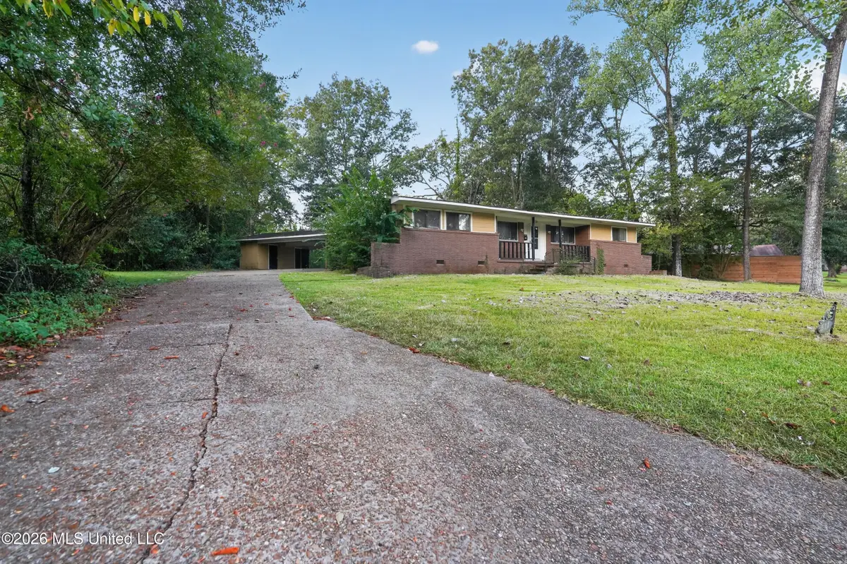 511 Pinecrest Circle, Jackson, MS 39204 - #1