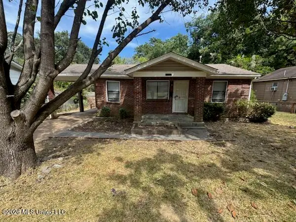 3752 Bishop Avenue, Jackson, MS 39213