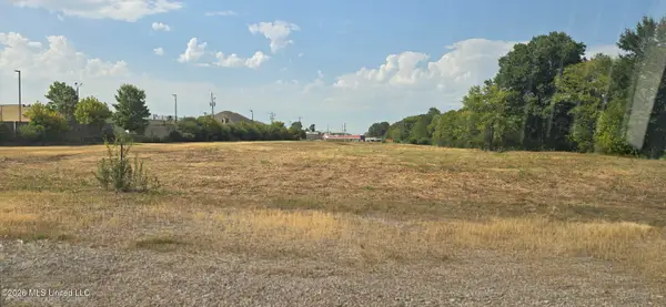 10 Norfleet Drive, Senatobia, MS 38668
