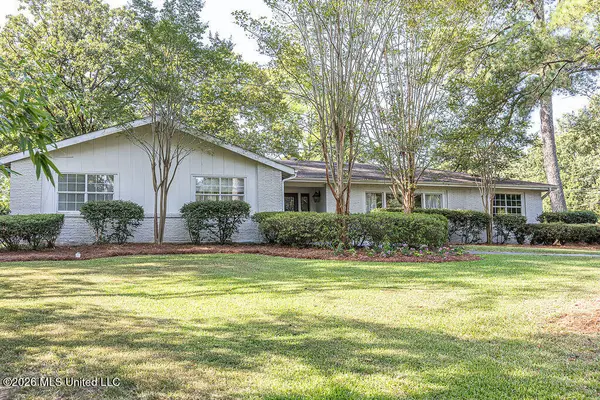 3800 Redbud Road, Jackson, MS 39211