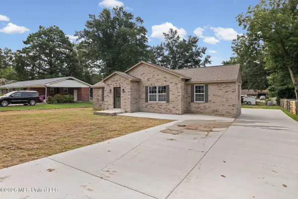 709 Coleman Avenue, Holly Springs, MS 38635