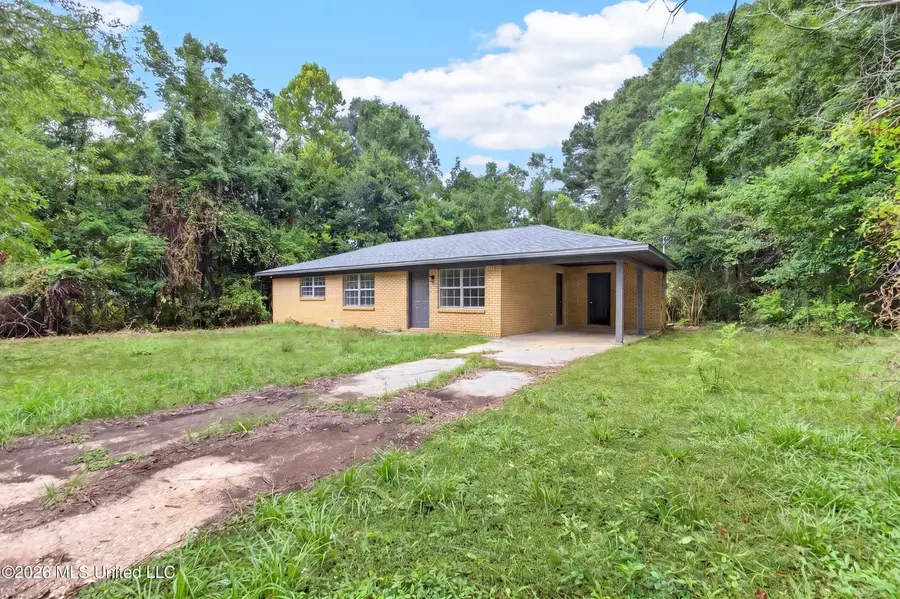 804 Camp Avenue, Lumberton, MS 39455 - #3