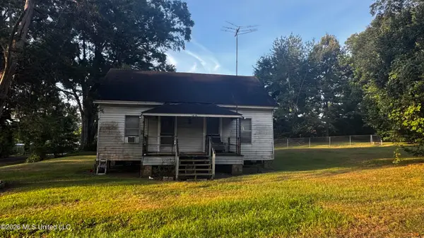 1030 Cherry Drive, McComb, MS 39648