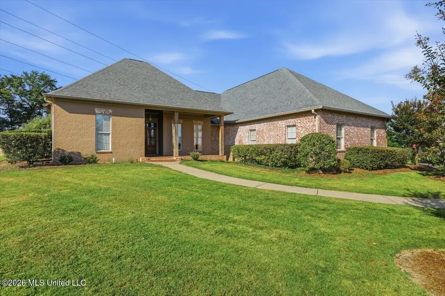 125 Bradshaw Crossing, Canton, MS 39046 - #2