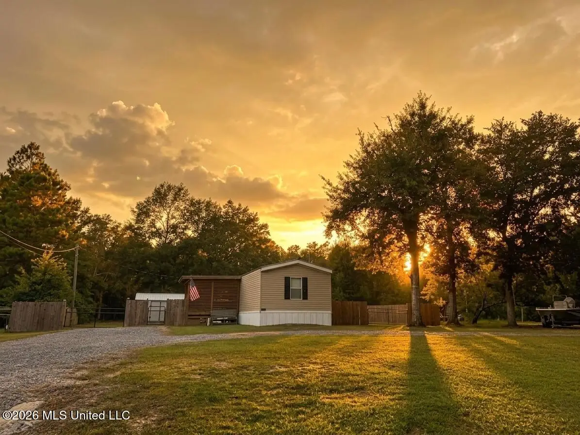 17185 Carnation Street, Kiln, MS 39556 - #1