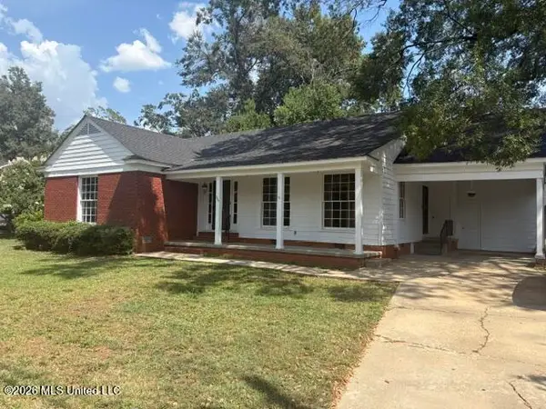 720 Crockett Avenue, Greenwood, MS 38930