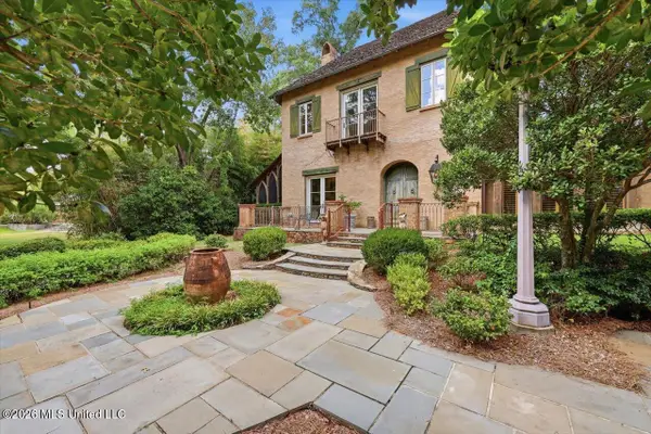 146 Ridge Drive, Jackson, MS 39216