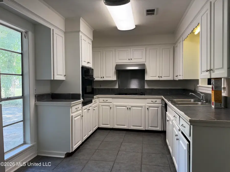3534 Wheatley Street, Jackson, MS 39212 - #3